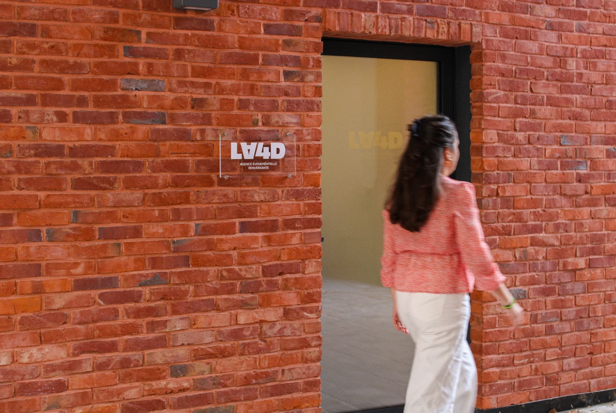 Entrée de l'agence LA4D, création et contenus